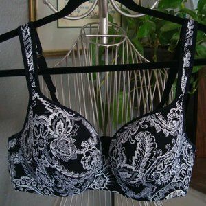 Cacique 42C Black & White Full Coverage Bra